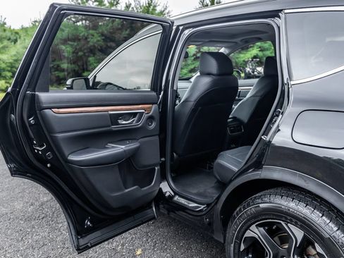 Used 2018 Honda CR-V Touring image 21