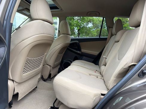Used 2012 Toyota RAV4 4WD w/ Upgrade Value Pkg image 23