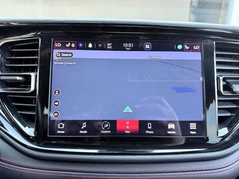 Used 2023 Dodge Durango GT image 18