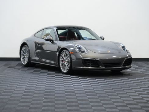 Used 2017 Porsche 911 Carrera 4S AWD/4WD image 5