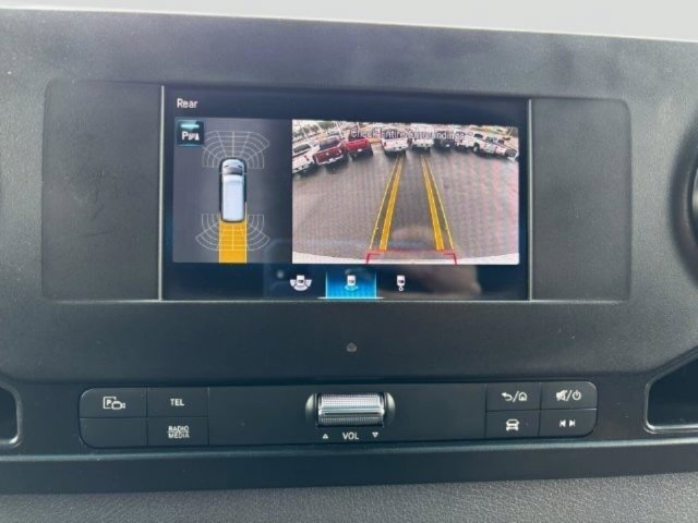 Used 2023 Mercedes-Benz Sprinter 2500 image 25