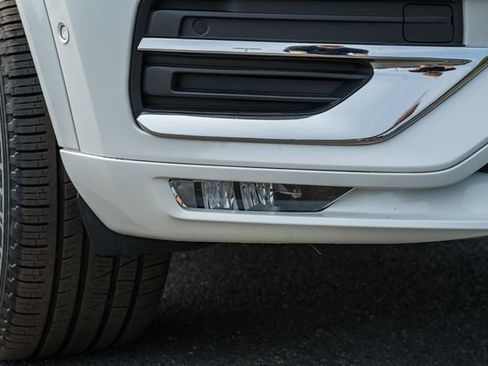 Used 2023 Volvo XC90 B6 Plus w/ Protection Package image 14