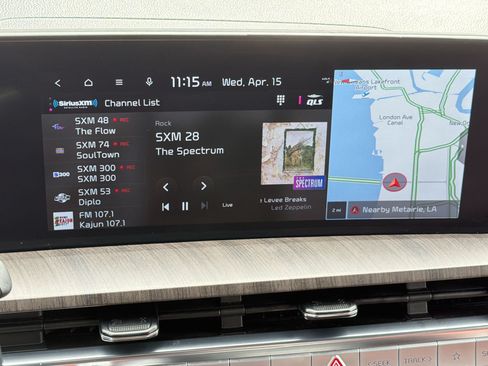 Used 2024 Kia Telluride SX FWD image 17