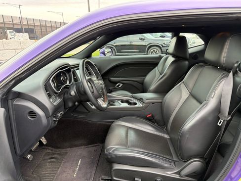 Used 2016 Dodge Challenger SXT Plus RWD image 11