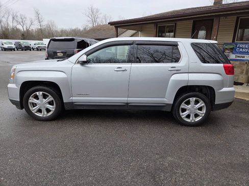 Used 2017 GMC Terrain SLE image 3