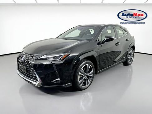 Used 2022 Lexus UX 250h w/ Premium Package image 5