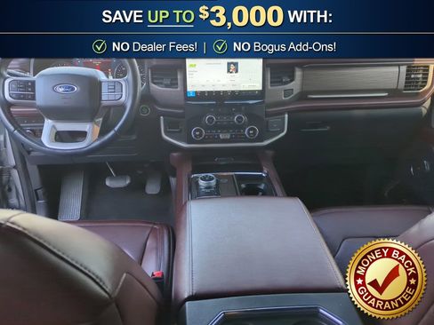 Used 2024 Ford Expedition Limited image 17