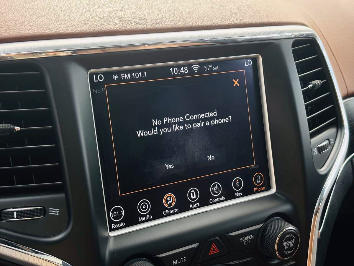 Used 2018 Jeep Grand Cherokee Summit w/ Skid Plate Group AWD/4WD image 73