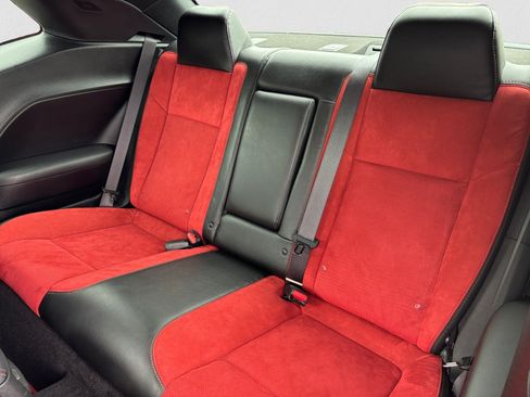 Used 2021 Dodge Challenger R/T Scat Pack RWD image 11