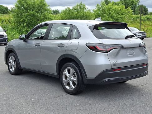 Certified 2023 Honda HR-V LX image 7
