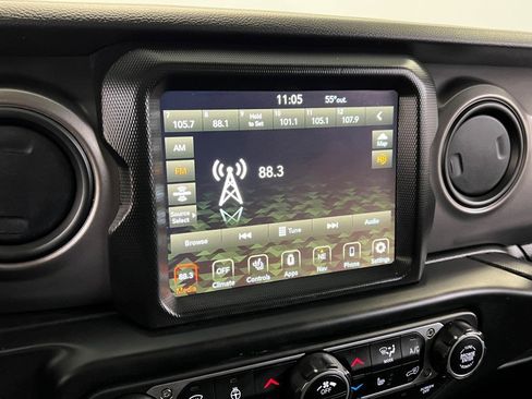 Certified 2023 Jeep Wrangler Unlimited Sport image 40