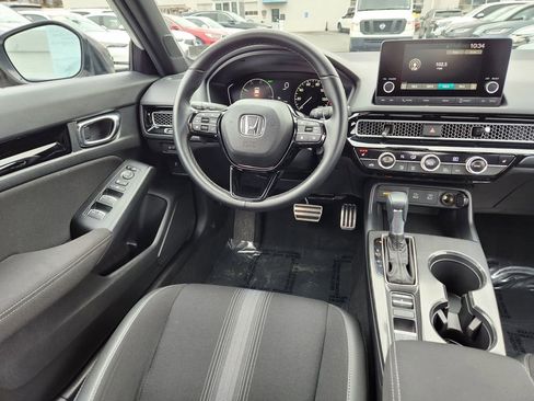 Used 2025 Honda Civic Sport image 13