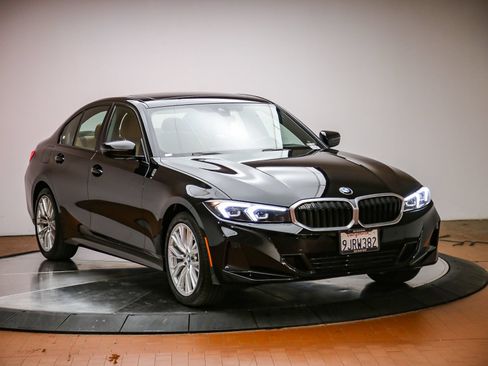 Used 2023 BMW 330i Sedan w/ Premium Package RWD image 6