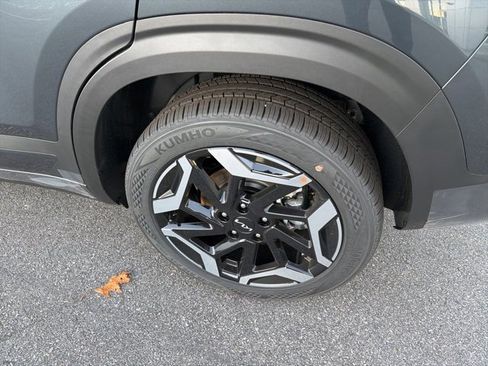 New 2026 Kia Seltos SX w/ SX Sunroof Package image 6