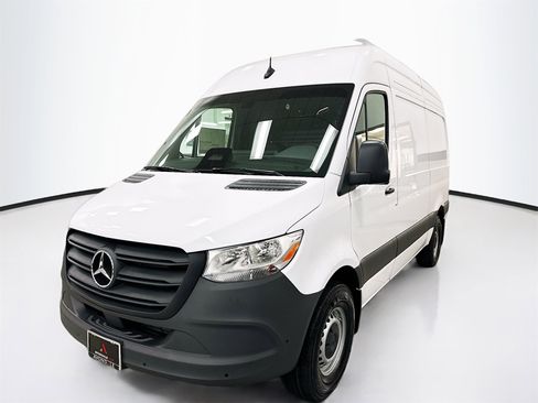 New 2025 Mercedes-Benz Sprinter 2500 image 3