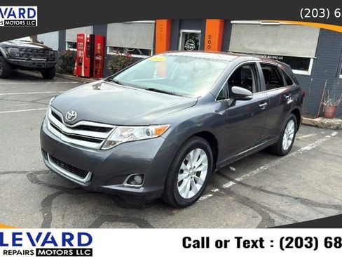 Used 2013 Toyota Venza XLE AWD/4WD image 3
