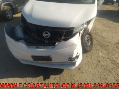 Used 2019 Nissan NV200 SV image 5