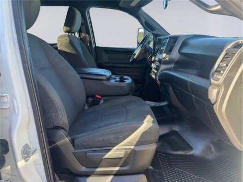 Used 2021 RAM 5500 Tradesman w/ Chrome Appearance Group image 17