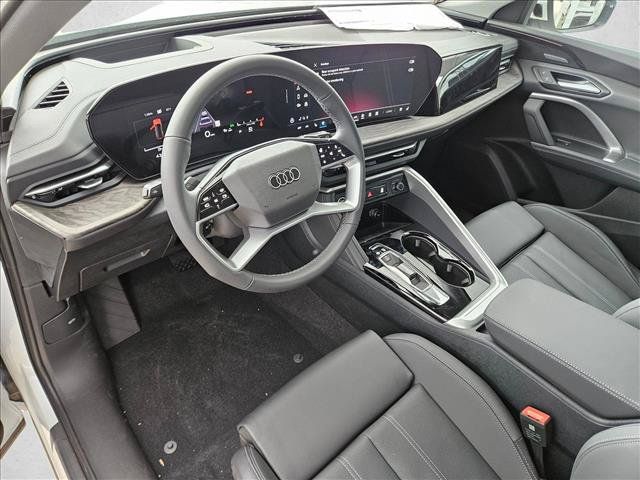 Certified 2025 Audi Q5 Premium Plus w/ Premium Plus AWD/4WD image 3