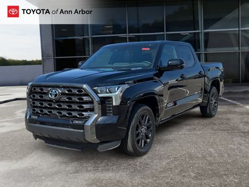 Used 2023 Toyota Tundra Platinum AWD/4WD image 9