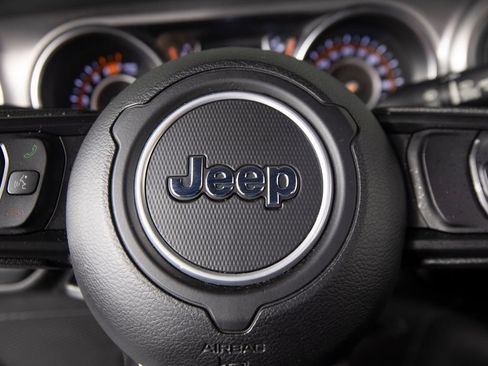 Used 2021 Jeep Wrangler Sport AWD/4WD image 21