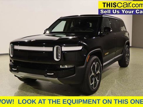Used 2023 Rivian R1S Adventure image 3