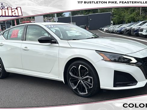 Certified 2023 Nissan Altima 2.5 SR w/ SR Premium Package AWD/4WD image 1