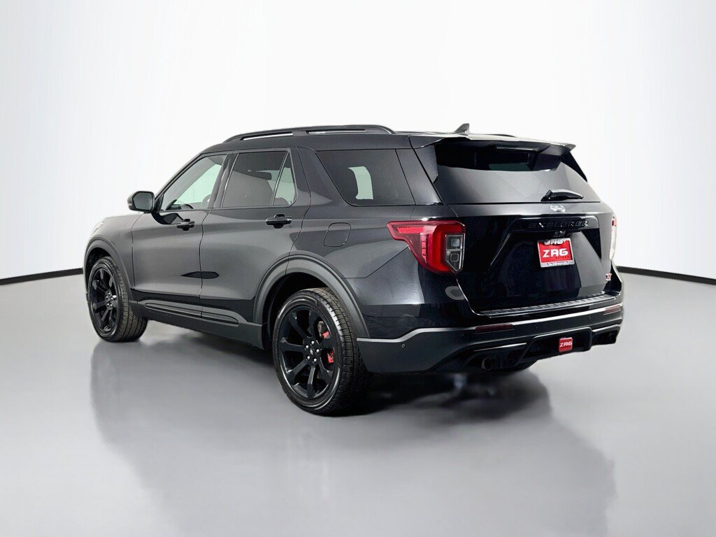 Used 2021 Ford Explorer ST w/ ST Street Pack AWD/4WD image 3