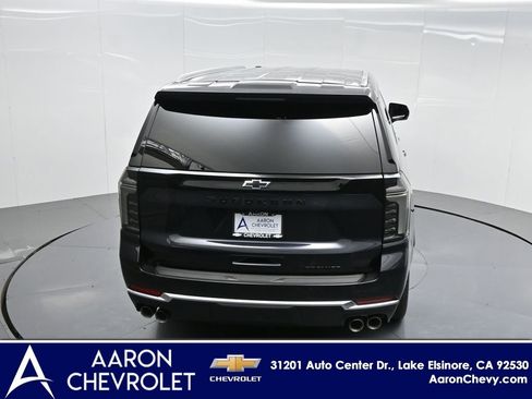 New 2025 Chevrolet Suburban Premier image 41