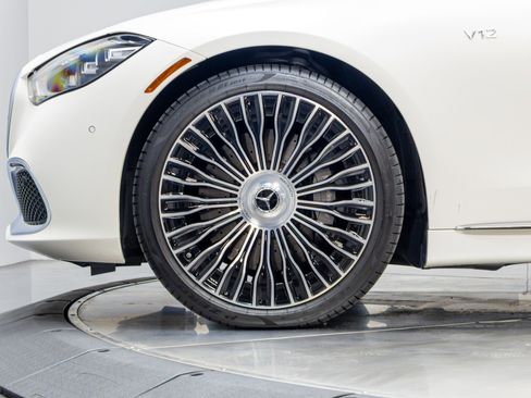 Used 2023 Mercedes-Benz Maybach S 680 4MATIC image 54