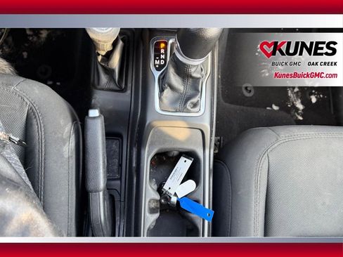 Used 2023 Jeep Wrangler Sport S image 16