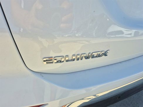 Used 2020 Chevrolet Equinox LT image 13