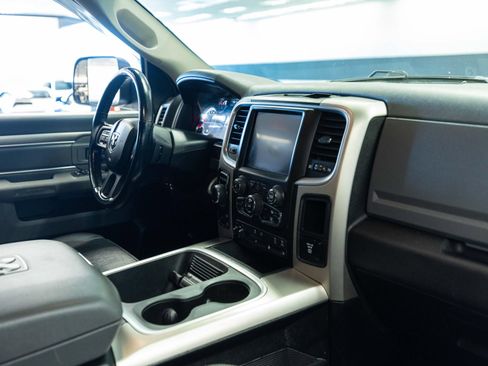 Used 2018 RAM 1500 Outdoorsman AWD/4WD image 13