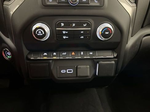 Certified 2024 GMC Sierra 1500 Pro w/ Graphite Edition image 16