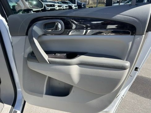 Used 2017 Buick Enclave Leather w/ Trailering Package image 13