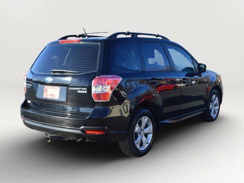 Used 2015 Subaru Forester 2.5i w/ Alloy Wheel Package image 7
