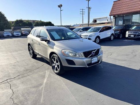 Used 2013 Volvo XC60 T6 AWD/4WD image 9