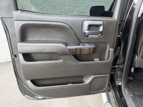 Used 2015 GMC Sierra 1500 Denali w/ Driver Alert Package AWD/4WD image 23