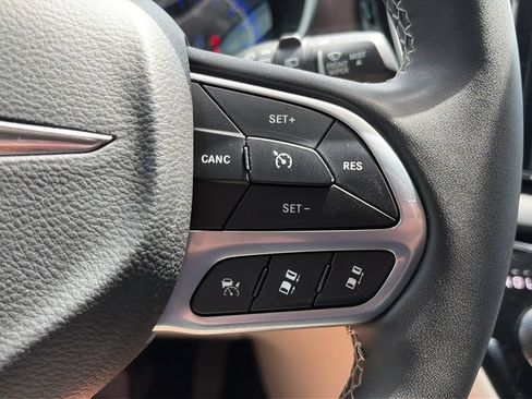 Used 2024 Chrysler Voyager LX FWD image 22