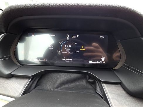 New 2025 Jeep Grand Cherokee Limited image 17