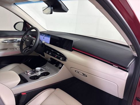 New 2026 Genesis GV70 2.5T Advanced AWD/4WD image 15