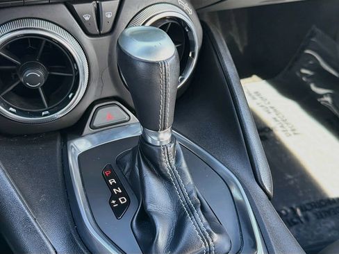 Used 2018 Chevrolet Camaro LT RWD image 27