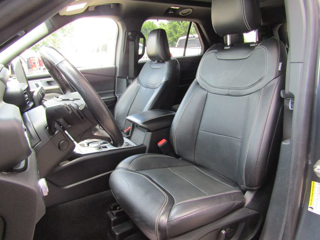 Used 2022 Ford Explorer ST w/ Equipment Group 401A AWD/4WD image 24