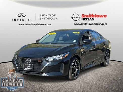 Used 2024 Nissan Sentra SR w/ SR Premium Package FWD image 3