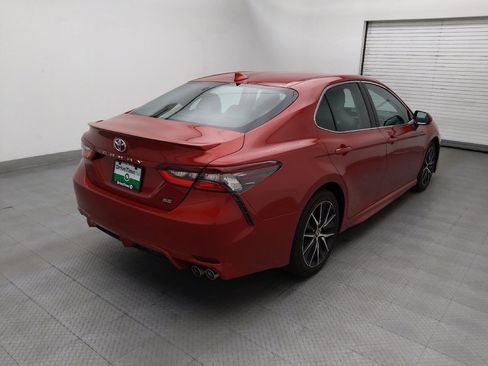 Used 2021 Toyota Camry SE FWD image 9