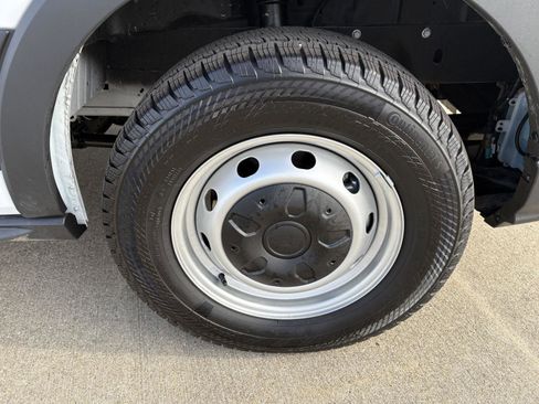 Used 2025 Ford Transit 250 148 Medium Roof w/ Load Area Protection Package image 19