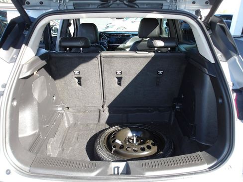 Used 2023 Buick Encore GX Select w/ Sport Touring Package FWD image 11