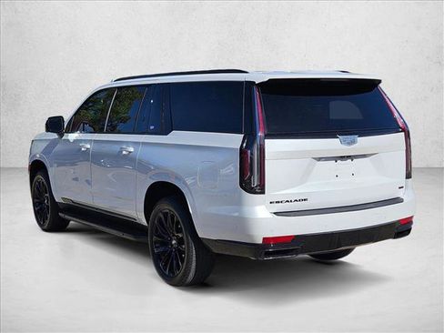 Used 2023 Cadillac Escalade ESV Sport Platinum w/ LPO, ONYX Package image 8