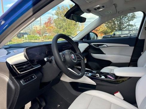 New 2024 Buick Envision Avenir image 10