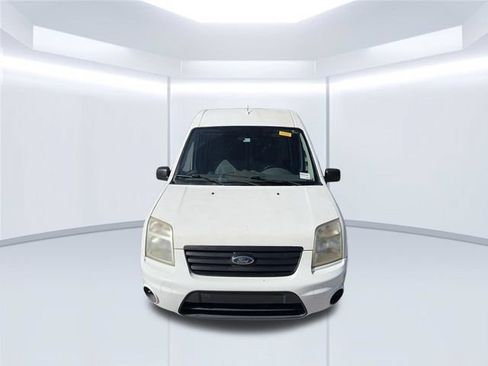 Used 2010 Ford Transit Connect XLT FWD image 2